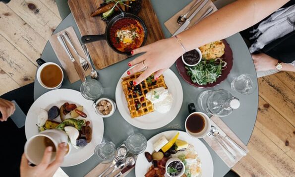 Desayunos a domicilio en Madrid y en toda España - Desayunos Kubala - Desayuno es la comida más importante